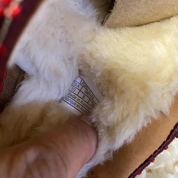 UGG Tazz Women's Tan Flats with Red Trim - Picture 11 of 12